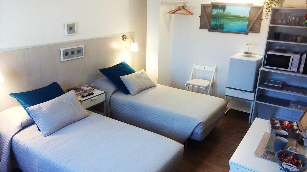 La Casa Delle Betulle Bed and Breakfast Cardano Al Campo Værelse billede